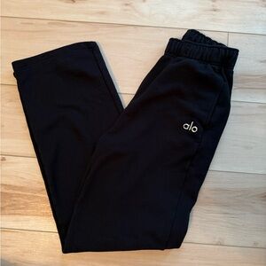 ALO Yoga women’s Black Sweatpants